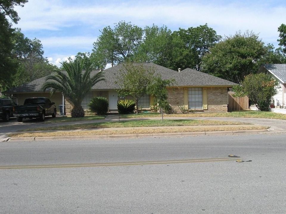 1st image of 2200 Teakwood Dr