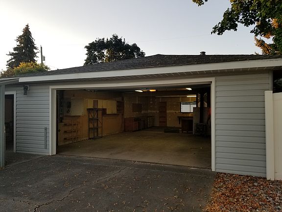 4th image of 13221 E Desmet Ave