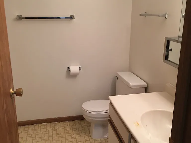 200 N Garfield Ave — Photo 29