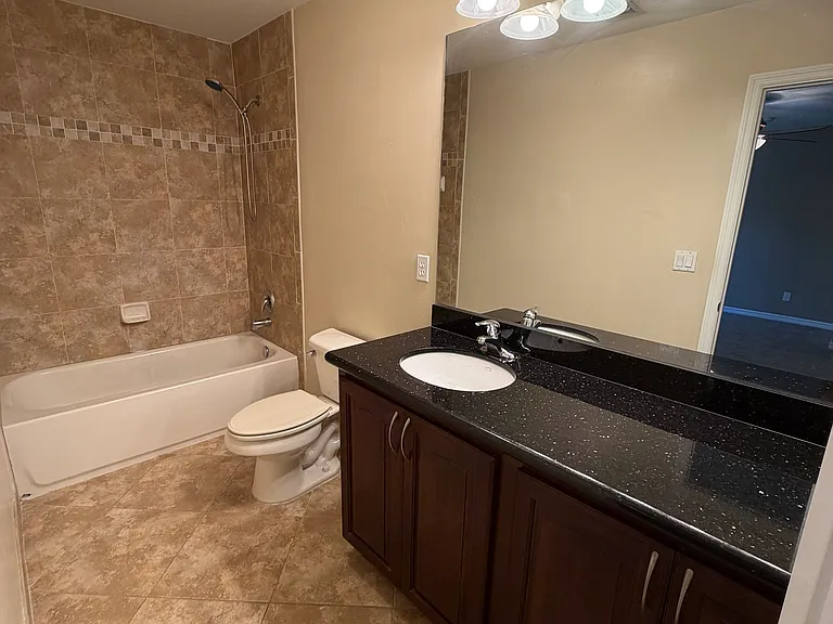 22159 Majestic Woods Way — Photo 10