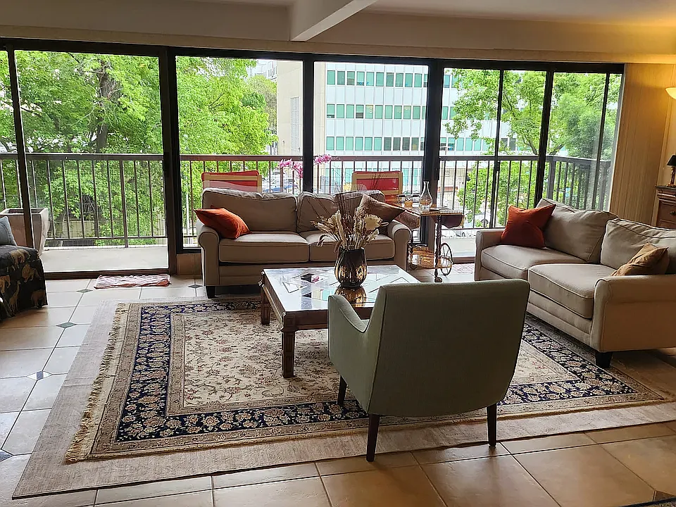 1 bed, 1261 sqft, $2,200 — Photo 1