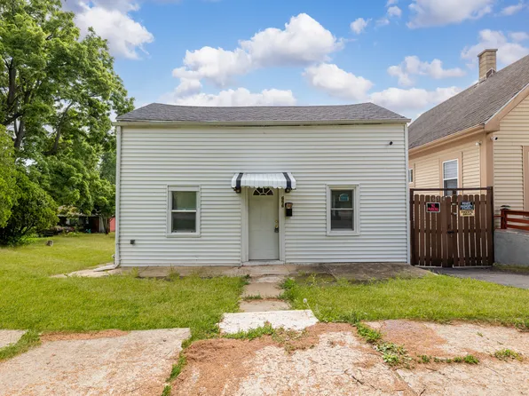 656 Summit St, Joliet, IL 60435