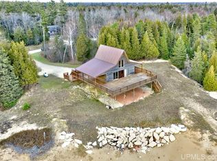 8327 Hemlock Views Trl, Manistique, MI 49854