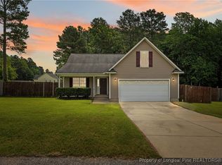 137 Boulder Ct, Raeford, NC 28376