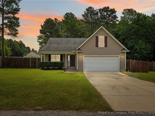 137 Boulder Ct, Raeford, NC 28376