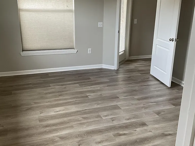 8813 Villa View Cir #204-8813VVC204 — Photo 12