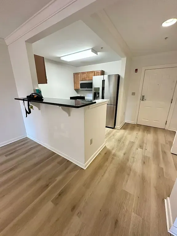 3 bed, $5,200 — Photo 4