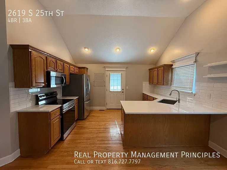 2619 S 25th St — Photo 5
