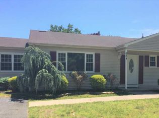 634 Innkeeper Ln, Toms River, NJ 08753