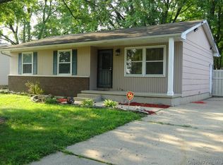 2908 Sherborn Rd, Springfield, IL 62702