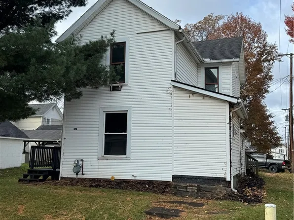 123 S 12th St, Coshocton, OH 43812