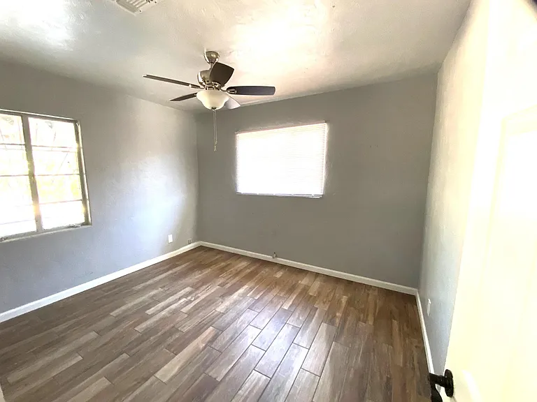 3450 E Yale St — Photo 7