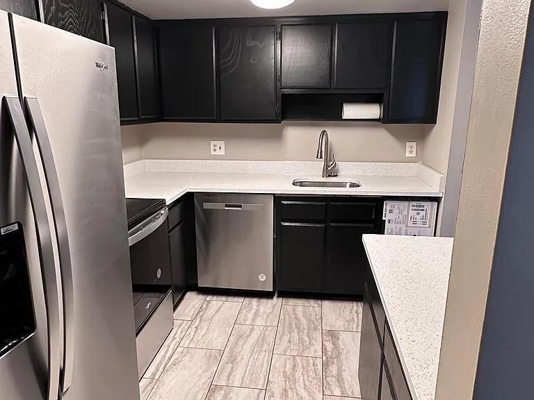 10104 Campus Way S #303 — Photo 6