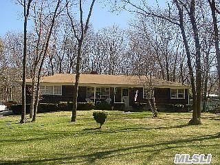 1st image of 21 Hazel Dr