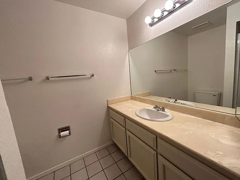 11040 N 28th Dr #127 — Photo 15