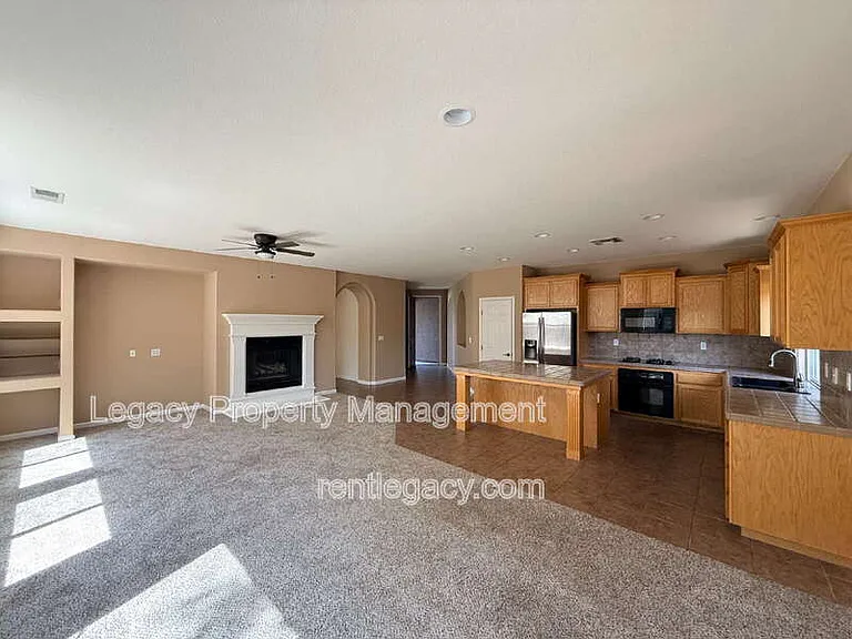 10230 Canadeo Cir — Photo 7