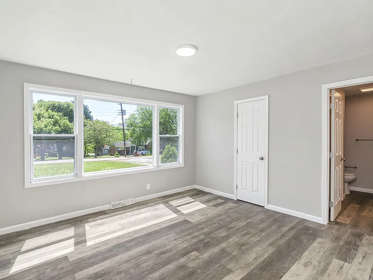 5700 Ridgefield Rd — Photo 16