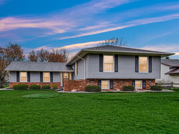 1023 Chestnut Blvd, Chesterton, IN 46304