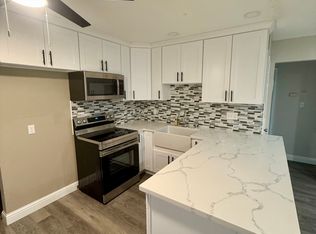 1707 W Swain Rd APT 6, Stockton, CA 95207