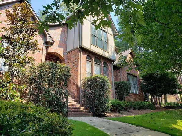 147 Indian Gate Cir, Birmingham, AL 35242
