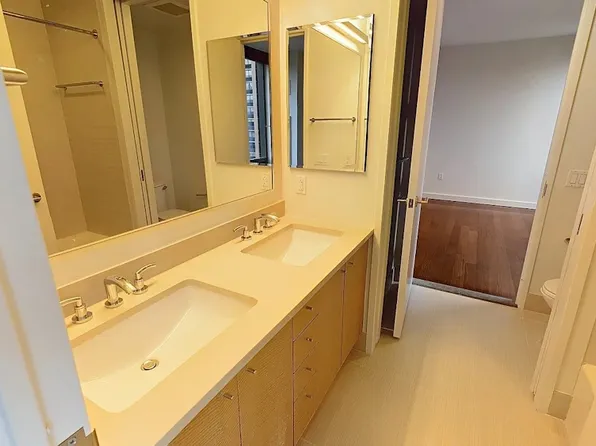 200 West 67th Street image 7 of 17