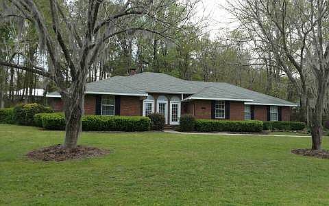 1st image of 175 SW Mossy Ct