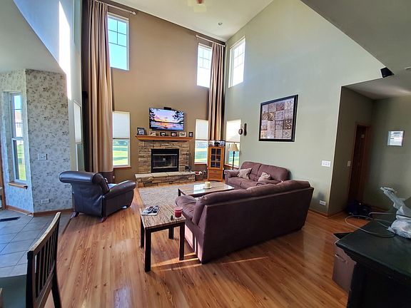 4th image of 1621 Serenity Dr