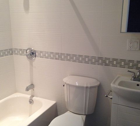 2nd image of 1070 Bedford Ave APT 3