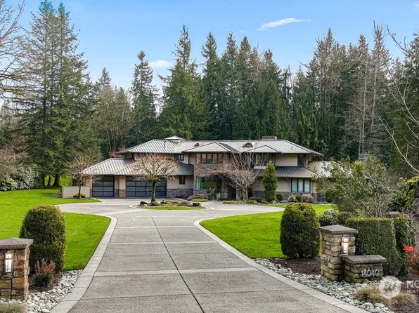14040 221st Avenue NE, Woodinville, WA 98077