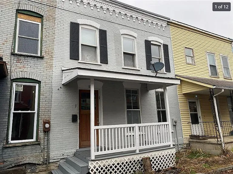 17 Cottage Ave — Photo 1