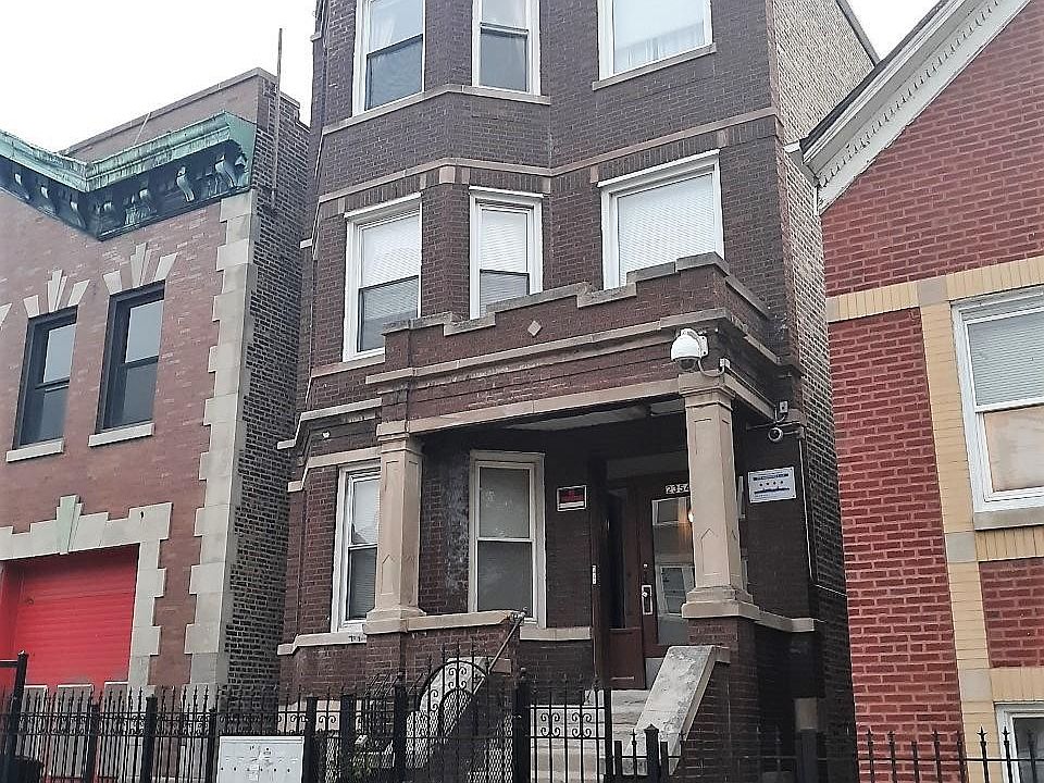 1st image of 2354 S Whipple St APT 3
