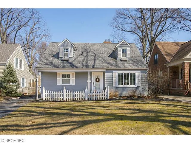 527 Lake Forest Dr photo 1
