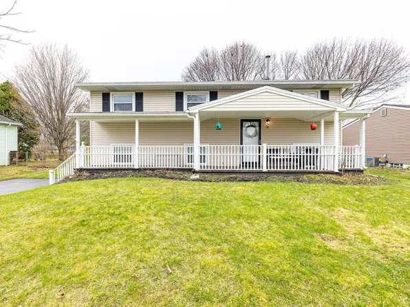 31 Authors Ave, Henrietta, NY 14467