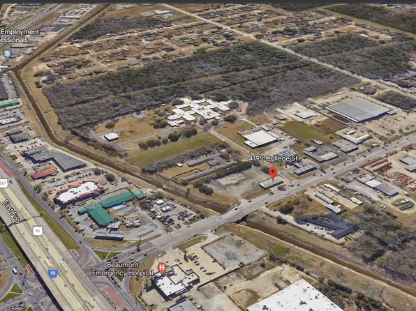 4195 College St, Beaumont, TX 77707