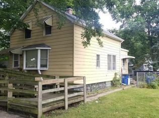 909 Ridge St, La Porte, IN 46350