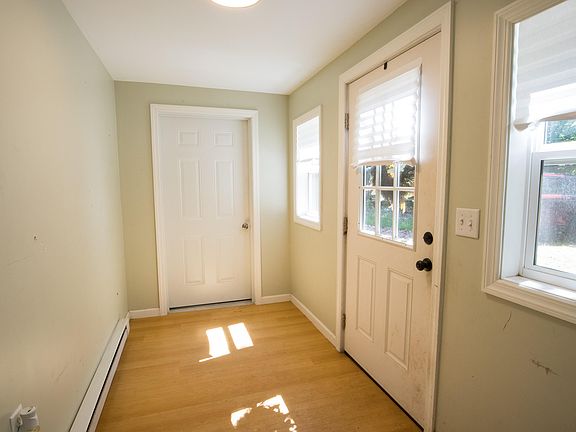 2nd image of 167 Sunset Road