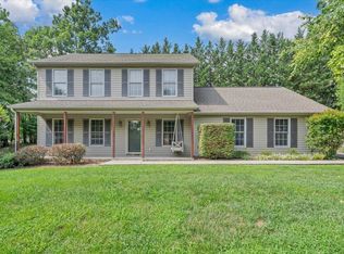 239 Pin Oak Dr, Blue Ridge, VA 24064
