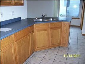 3rd image of 129 Liverpool Dr SE
