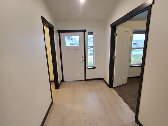 4th image of 6609 Sockeye Ln