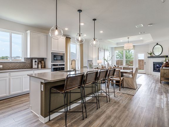 Eat-In Kitchen Island