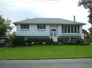 NULLB Trafalgar Dr, Shirley, NY 11967