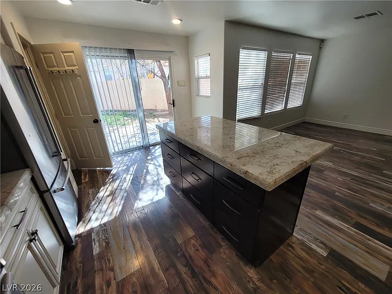 10799 Flame Vine Ct — Photo 77