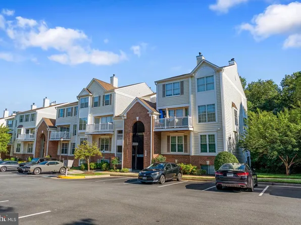 46891 Eaton Ter Unit 200, Sterling, VA 20164