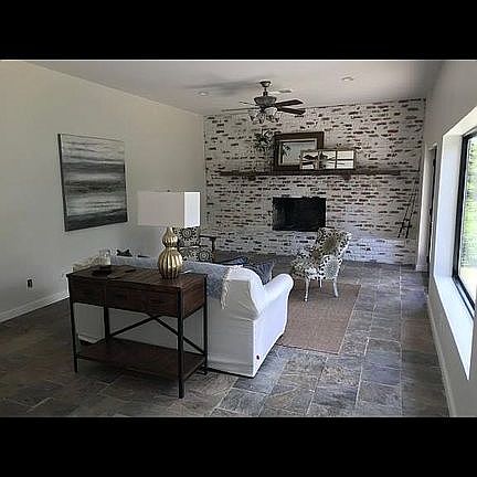 5th image of 7795 Spring Creek Dr