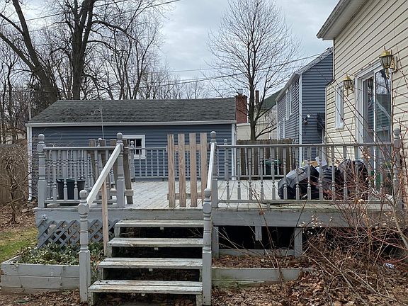 4th image of 222 Highland Dr