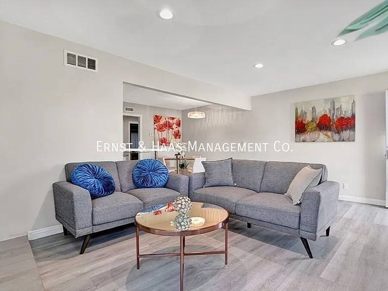 17071 Oak Ln #A — Photo 6
