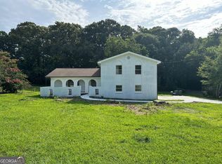 2966 Elizabeth Ln, Snellville, GA