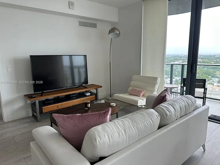 121 NE 34th St #2309 — Photo 9