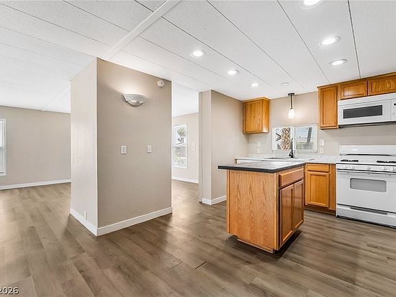 5th image of 2847 Mammoth Ct