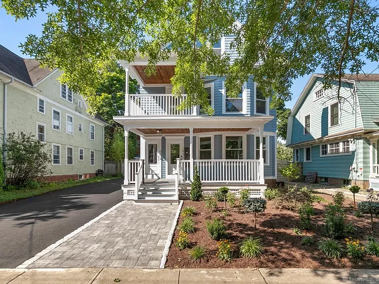 954 Elm St #3 — Photo 9